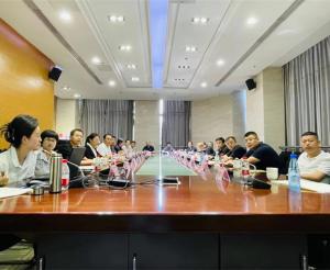 遼寧省遼陽縣政府領(lǐng)導(dǎo)一行蒞臨勁牛集團考察